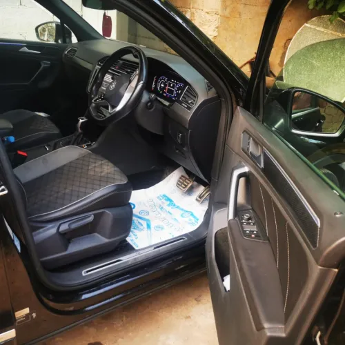 Volkswagen Tiguan 2023 Tiguan R-line TSI S-A