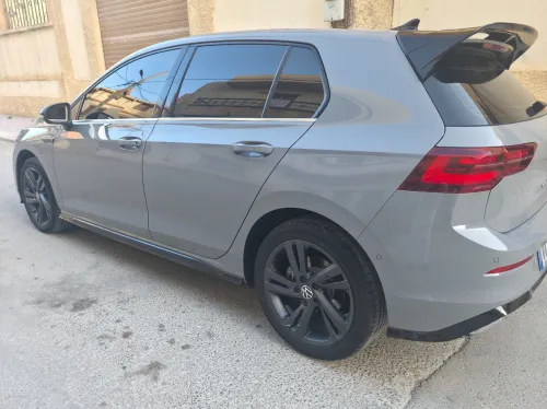 Volkswagen GOLF 8 2025 R line