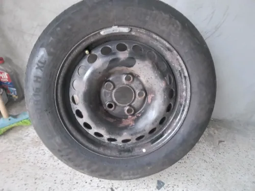 4 Pneus continental 205 60 R16 H XL