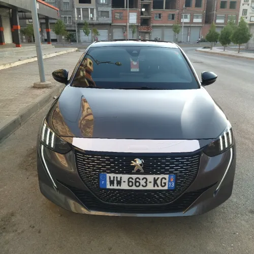 Peugeot 208 2022 GT