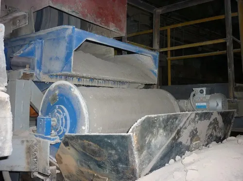 Machine de recyclage clé en main , séparateur magnétique , trieuse optique , trieuse , concassage , criblage , solutions complète clé en main , ingénierie , service , 
