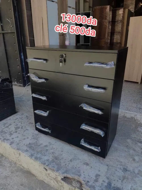 Armoire et commodes disponible chez nous Livraison disponible a domicile 0561085348
