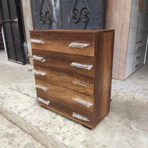Armoire et commodes disponible chez nous Livraison disponible a domicile 0561085348