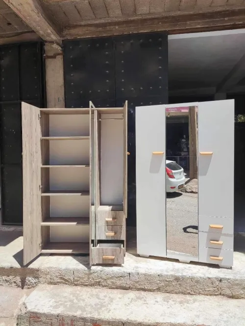 Armoire et commodes disponible chez nous Livraison disponible a domicile 0561085348