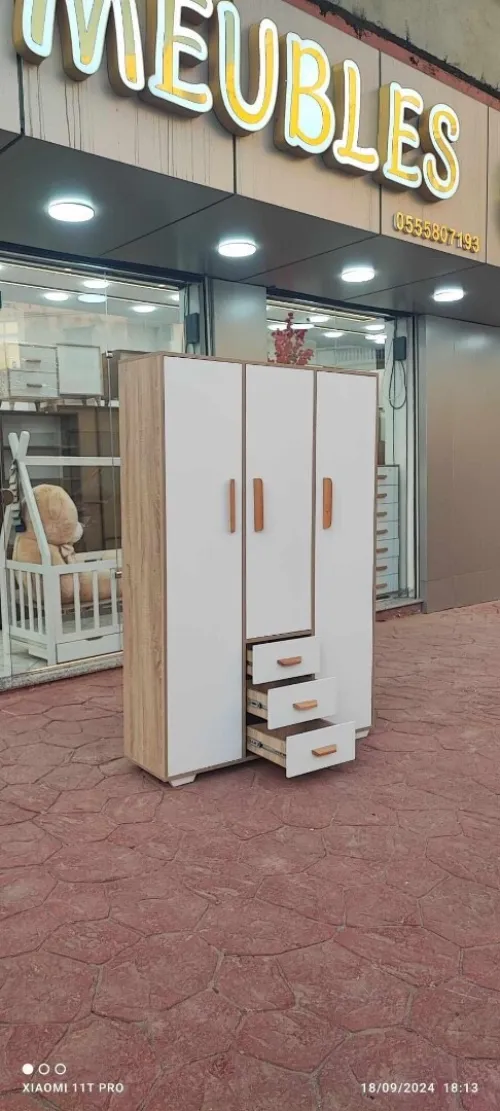 Armoire et commodes disponible chez nous Livraison disponible a domicile 0561085348