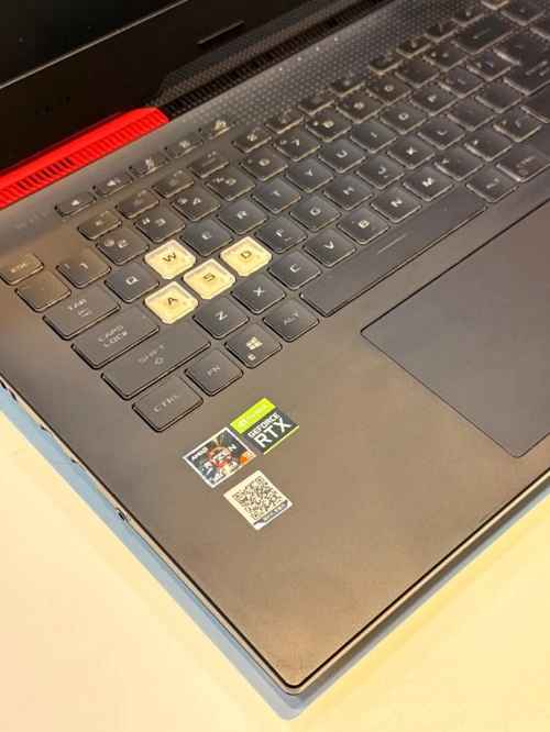 ASUS ROG STRIX g15 Ryzen 9 5900HX/RTX 3060 6GB / 16GB/512gb