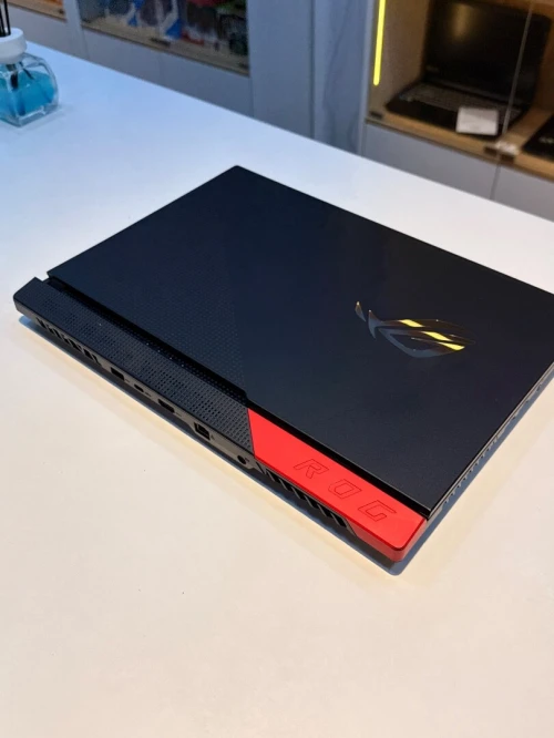 ASUS ROG STRIX g15 Ryzen 9 5900HX/RTX 3060 6GB / 16GB/512gb