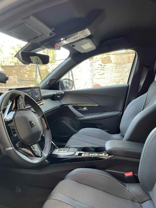 Peugeot 2008 2024 GT