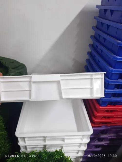 palette en plastique opaque /ajouree