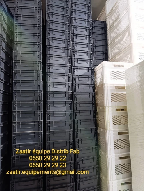 Caisse de rangement et palette
