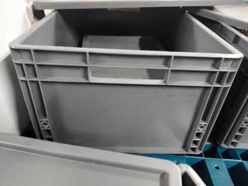Caisse de rangement 