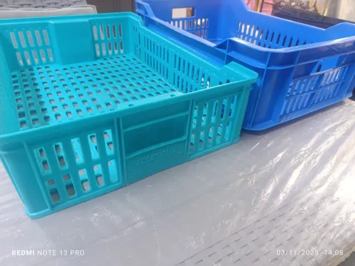 Chariot en plastique grand modèle