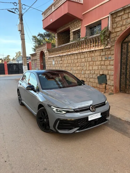 Volkswagen Golf 8 2025 R-Line