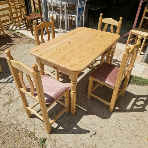 طابلة كوزينة 4 كراسا بونج