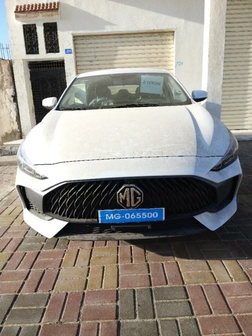 MG 5 2025 M5