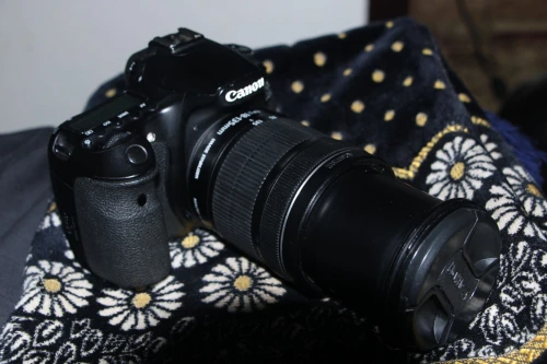 Canon EOS 60D 18-135mm is stm