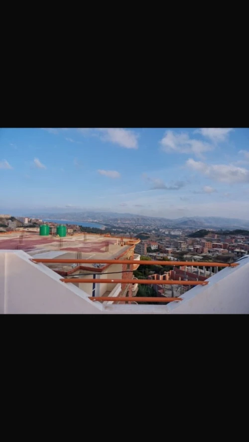 Location vacances Appartement F2 Skikda Collo