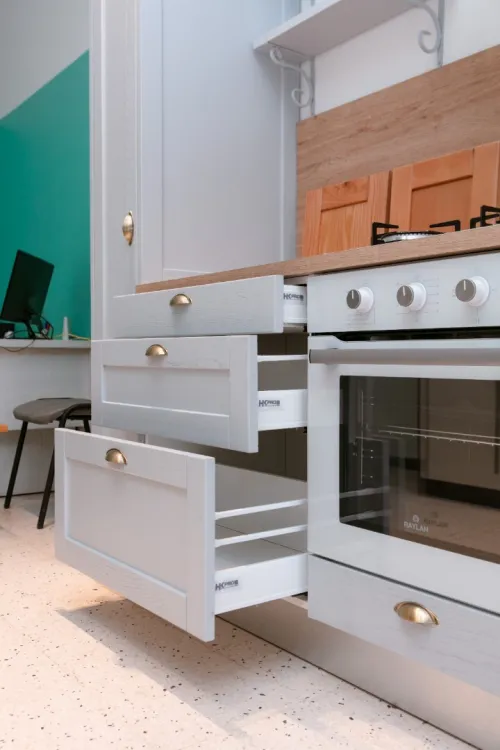 Cuisines modernes, equipée et sur mesure ...