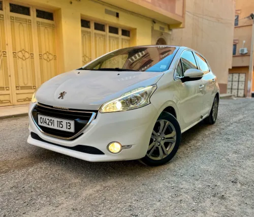 Peugeot 208 2015 Allure