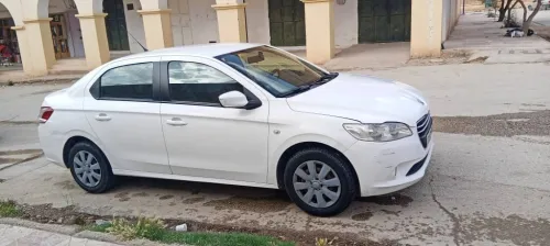 Peugeot 301 2014 Fennec