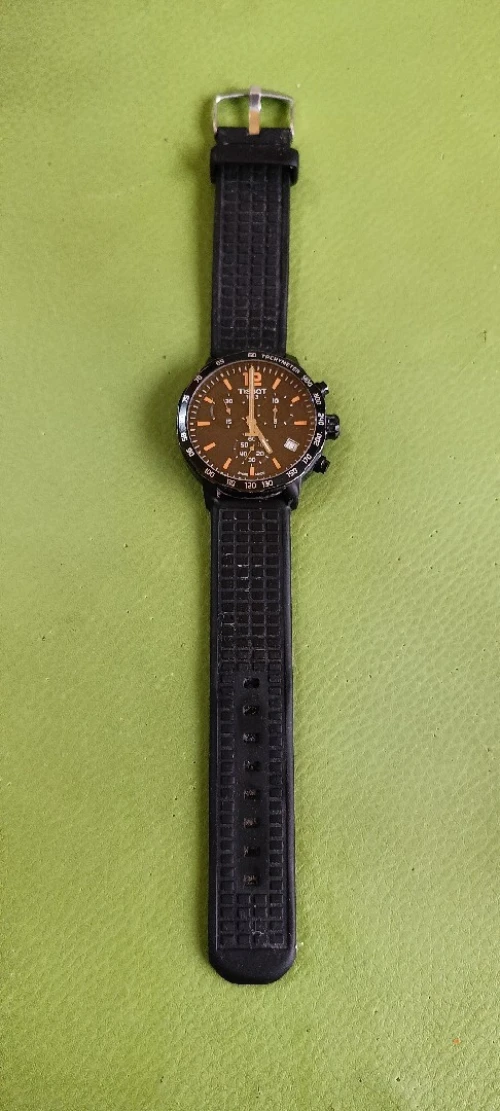 Montre Tissot originale pour homme avec certificat de garantie internationale