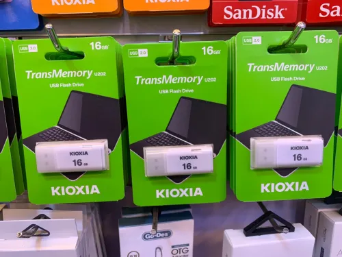Kioxia 16 GB