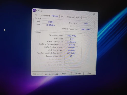 GIGABYTE G5 KC / Intel Core i5-10500H / 16GB / 512GB SSD / RTX 3060 105W / FHD / 144HZ / 15.6