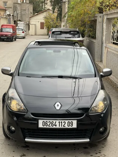 Renault Clio 3 2012 Night and Day