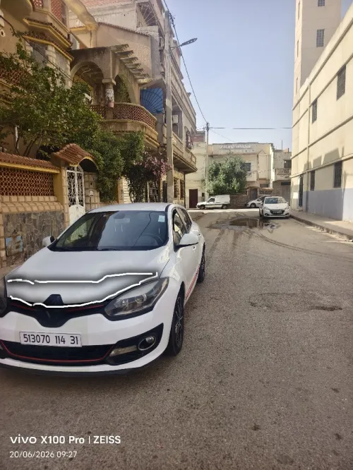 Renault Megane 3 2014 New Play