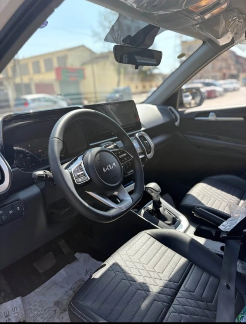 Kia Sonet  2025 