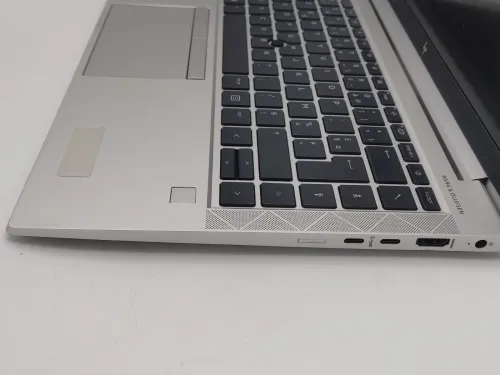  HP ELITEBOOK 845 G8 Ryzen 5 PRO 5650U 8 Go DDR4 256 Go SSD Radeon Graphics