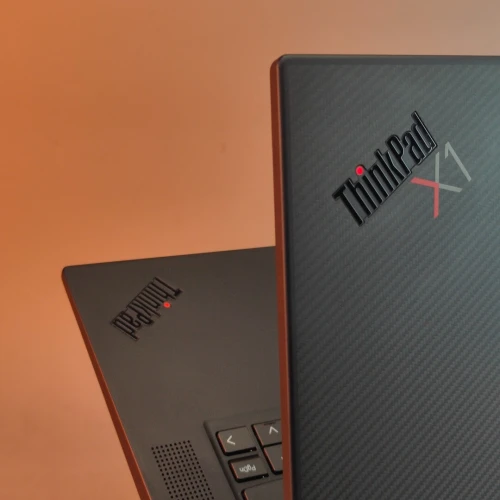 LENOVO Thinkpad X1 extrême gen 4  4 i7-11850H RTX 3050Ti 16gb 512gb écran 16" wquxga tactile
