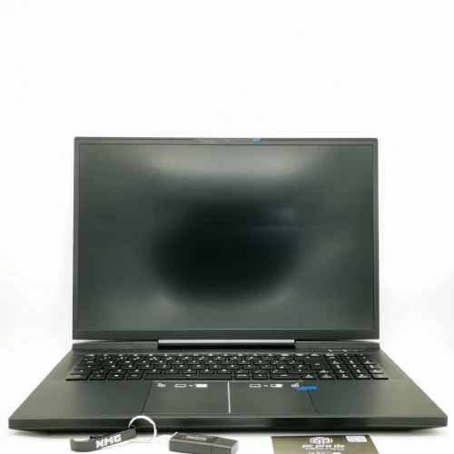 XMG NEO 17 (E23) i9-13900HX 64GB 2 TB RTX 4090 ÉCRAN 17.0" IPS 240HZ NEUF SOUS EMBALLEG