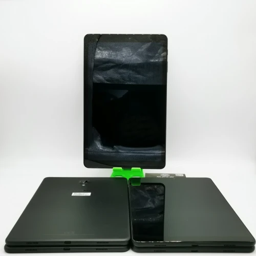 GALAXY TAB A Galaxy tab A 10.5 ST-T595 3GB RAM 32 GB STOCK WIFI CELLULAIRE ETAT NEUF