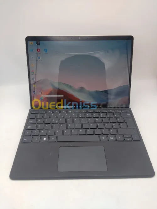 Microsoft Surface Pro 8 i5 1145G7 8 Go RAM 256 Go SSD 13 Pouces Intel Iris Xe Graphics