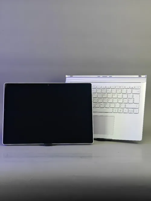 Microsoft Surface book 3 i7 1065g7 ftx 1650 16ram stockage 256 SSD écran 13,5 tactile détachable