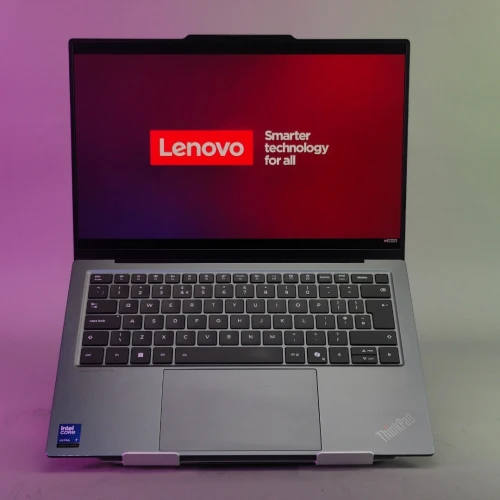 Lenovo Thinkpad x9-14 aura edition ultra 7 258v 32gb lpddrx5  1 tb SSD écran 14" OLED