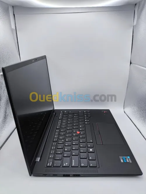 THINKPAD X1 CARBON 9 GEN  I7 1165G7