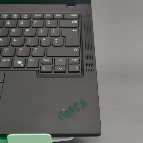 Lenovo Thinkpad t14 gen 5 ultra 5 135u 16gb ddr5 512gb SSD écran 14" wuxga