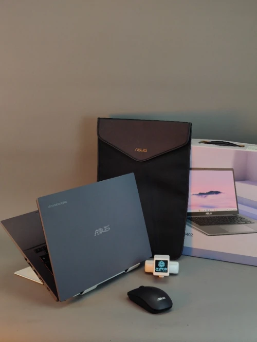 Asus Chromebook plus cb3402 i3-1315u 8gb lpddrx5 128gb SSD écran 14" FHD tactile