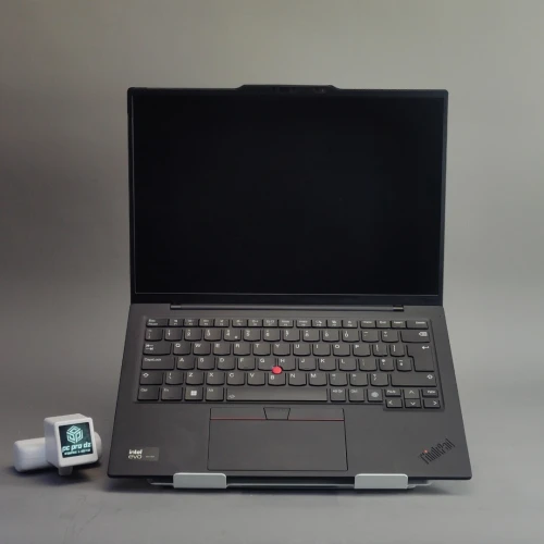 Lenovo Thinkpad X1 carbon gen 12 ultra 5 125u 16gb LPDDRX5 512gb SSD ÉCRAN 14" wuxga