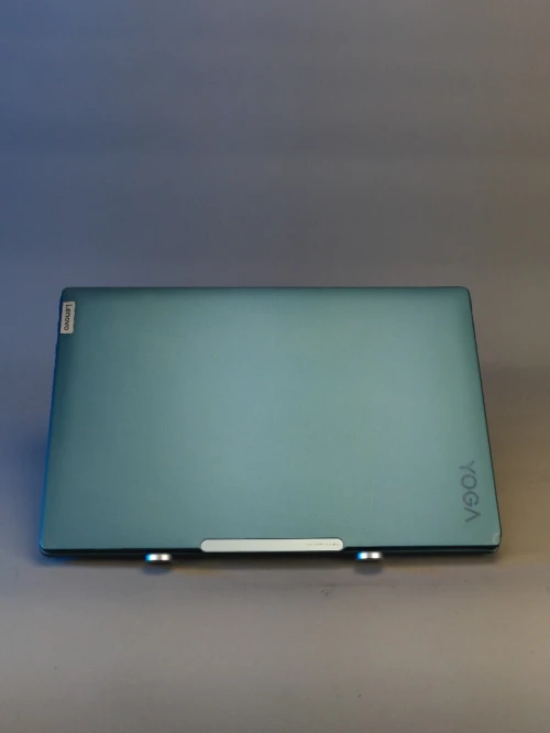 LENOVO YOGA 9I 16 i9-13905H rtx 4060  32gb LPD5X et 2tb SSD Samsung evo 990 écran 16" 3,2k