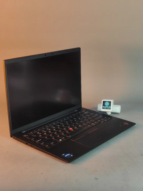THINKPAD X1 CARBON GEN 11 I7-1365 32gb RAM DDR5 512gb SSD écran 14" tactile
