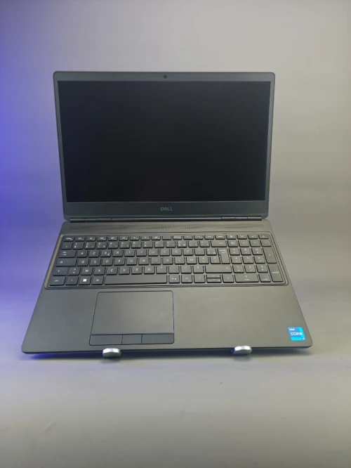 Dell PRECISON 7560 i711850H et rtx a3000 RAM 32gb stockage 1tb SSD