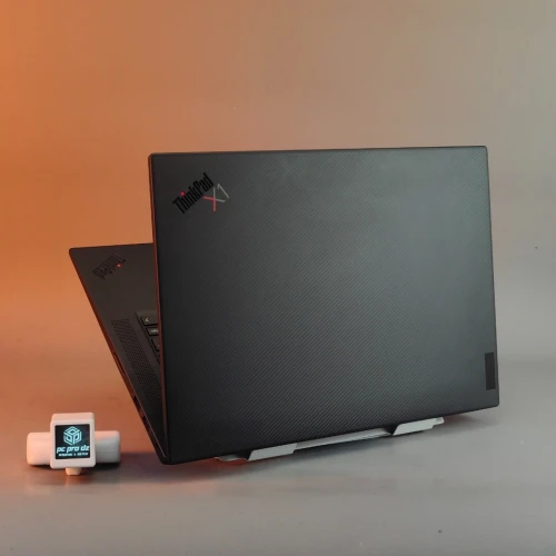LENOVO Thinkpad X1 extrême gen 4  4 i7-11850H RTX 3050Ti 16gb 512gb écran 16" wquxga tactile