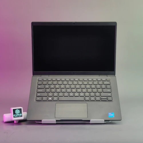 Dell latitude 7330 i7-1250U 16GB  256GB SSD ÉCRAN 13,4" wuxga
