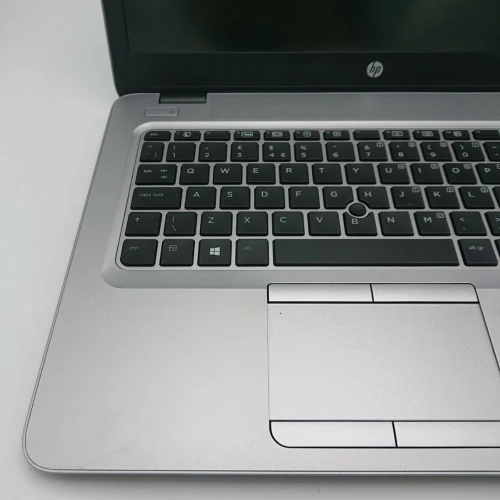 HP EliteBook 840 G3  i7-6600U  8g GB 256 Go SSD  14" LED Intel HD 520 