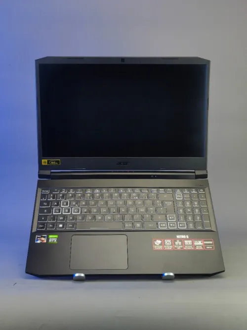 Acer nitro 5 Ryzen 7 5800H rtx 3060 RAM 16gb ssd 1tb écran 15,6" 144 Hz