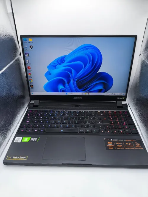 GIGABYTE AORUS 15G YC I7 10870H 32G 1T SSD NVME GEN 4 RTX3080 8G 15.6 240HZ