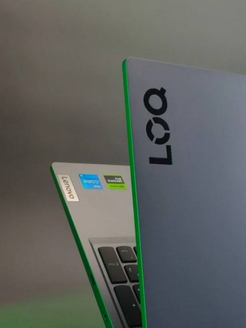 LENOVO loq 15 gen 9 i5-12600hx 16gb DDR5 SSD 512gb rtx 4050 écran 15,6"